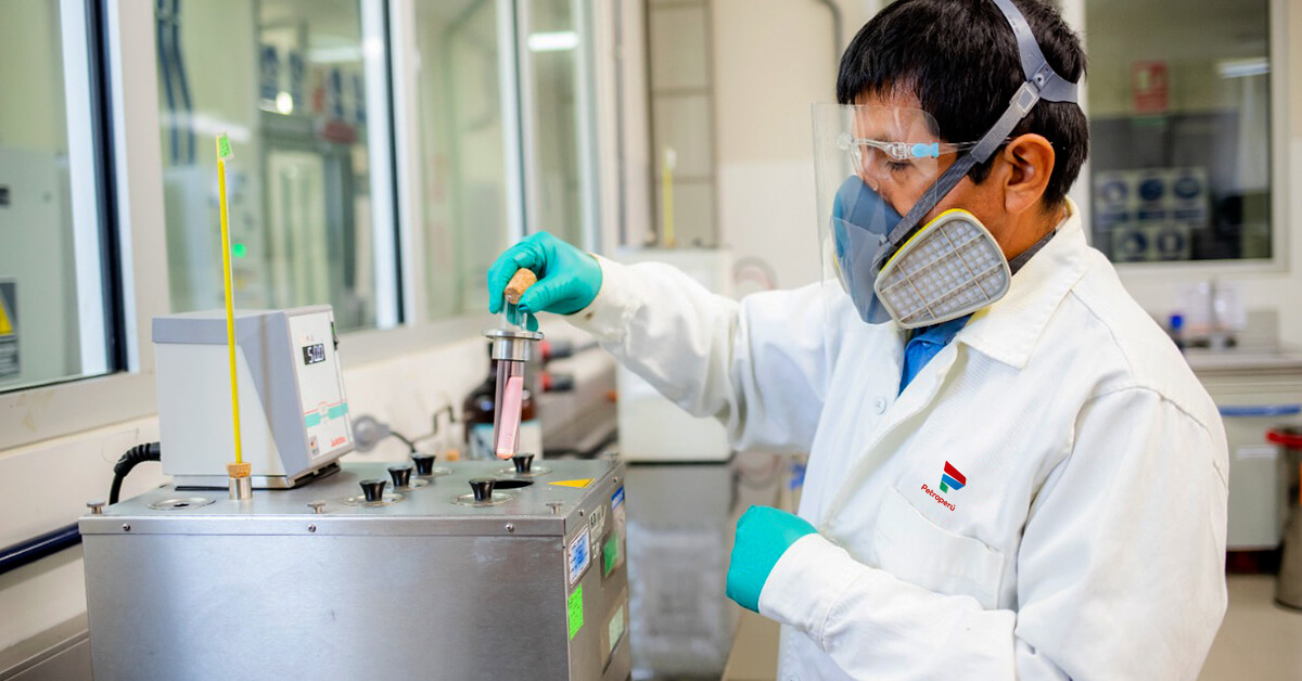 Laboratorio de Nueva Refinería Talara renueva acreditación de calidad de sus ensayos